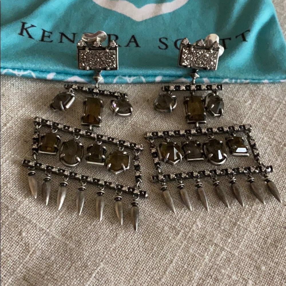 Kendra Scott Emmylou earrings.